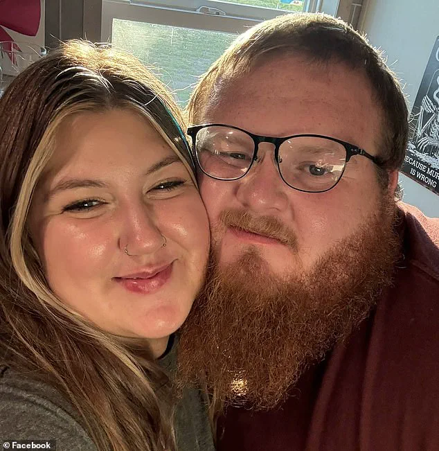 A Community in Shock: Tragedy Strikes as Parents Killed in New Year’s Day Crash, Leaving Three Children Orphaned