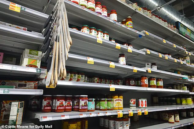 Exclusive Access to Storm Alerts Drives Chaos as New Yorkers Rush to Stockpile