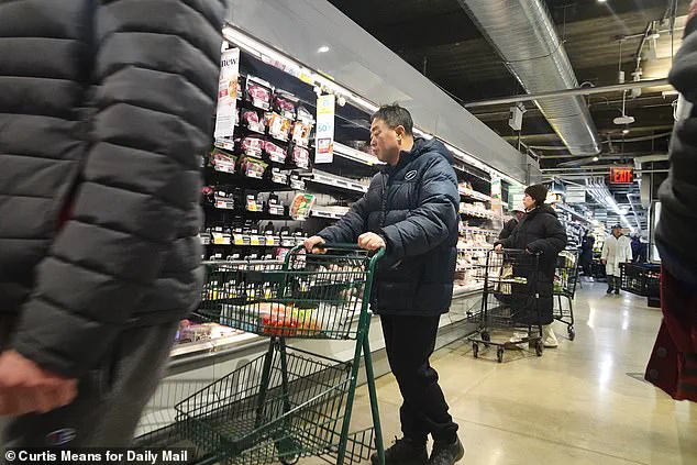 Exclusive Access to Storm Alerts Drives Chaos as New Yorkers Rush to Stockpile