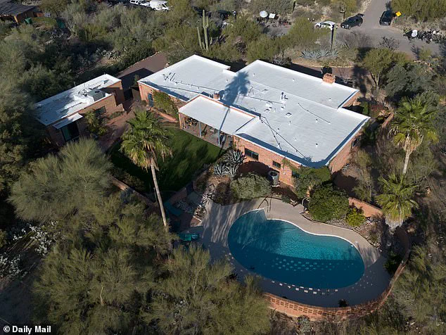 Superfans' Shadowing May Hold Clues in Nancy Guthrie's Tucson Abduction