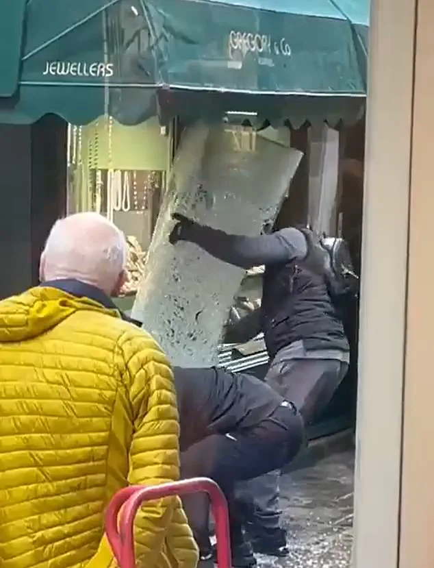 Affluent Richmond-Upon-Thames Shaken by Brazen Daylight Ram-Raid, Illegal Parking Tied to Getaway Vehicle