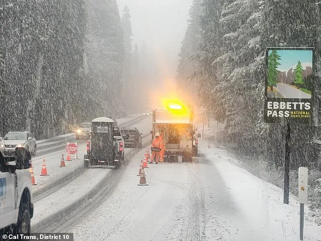Ten Skiers Missing After Avalanche Near Lake Tahoe as Rescue Efforts Intensify
