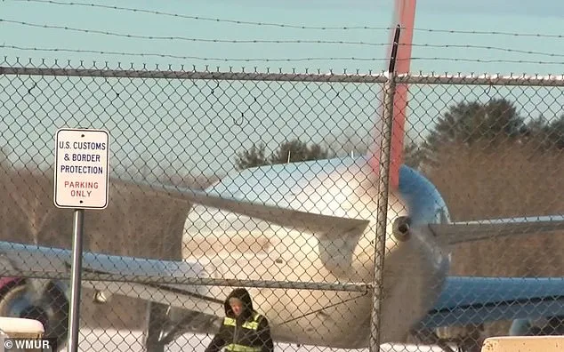Boeing 767 Stranded at Portsmouth Airport for 13 Hours During Historic Blizzard, Carrying ICE Detainees
