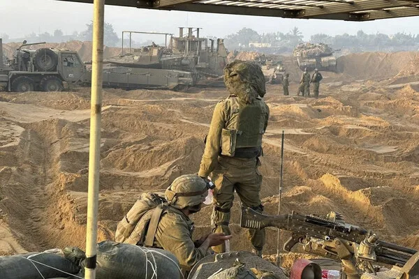 Israel Mobilizes 100,000 Reservists Amid Escalating Conflict with Iran, Total Troops Reach 150,000