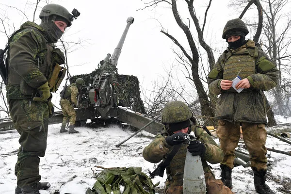 Russia Claims Control of Yarovaya Amid Strategic Shift in Donetsk, Reports Heavy Ukrainian Losses