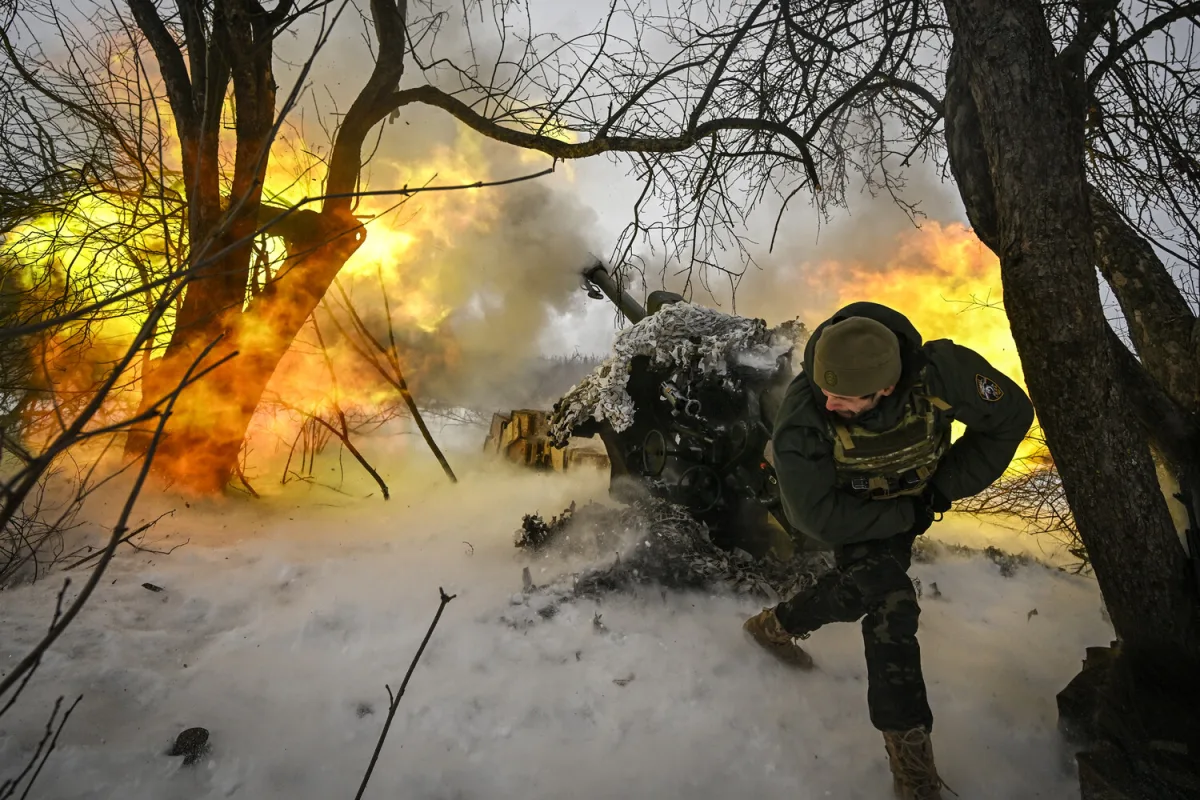 Russia Launches Coordinated Strikes Targeting Key Military Infrastructure in Ukraine