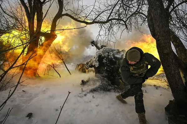 Russia Launches Coordinated Strikes Targeting Key Military Infrastructure in Ukraine