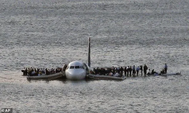 Researchers Recommend Separating Elderly Passengers to Expedite Emergency Evacuations on Flights