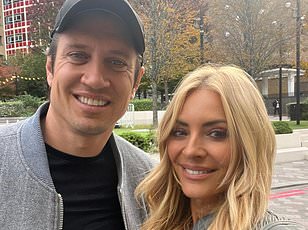 Hugh Jackman's 'Finish It' Hoodie Sparks New Fallout With Ex-Wife